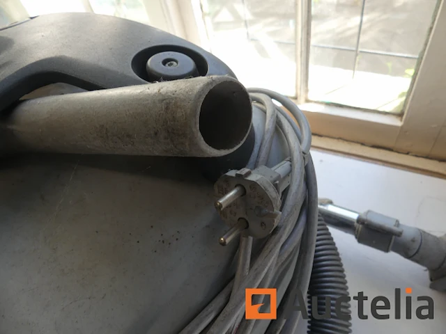 Nilfisk gd 910 stofzuiger - afbeelding 3 van  7