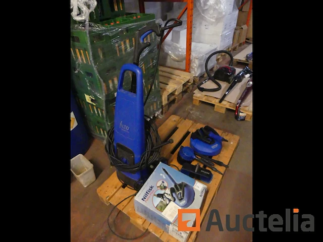Nilfisk patio plus hogedrukreiniger met accessoires - afbeelding 6 van  9