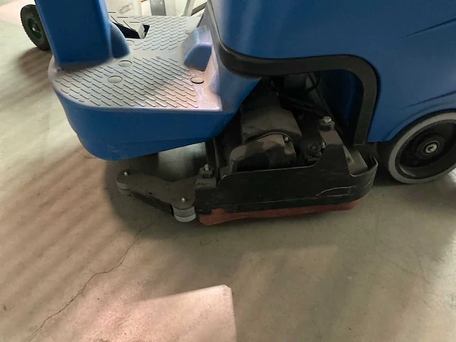 Nilfisk schrobzuigmachine r471c reiniging overig - afbeelding 3 van  17