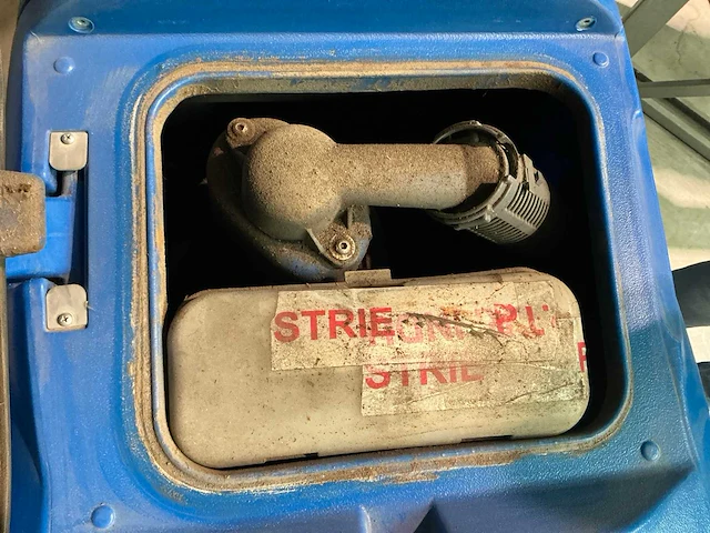 Nilfisk schrobzuigmachine r471c reiniging overig - afbeelding 8 van  17