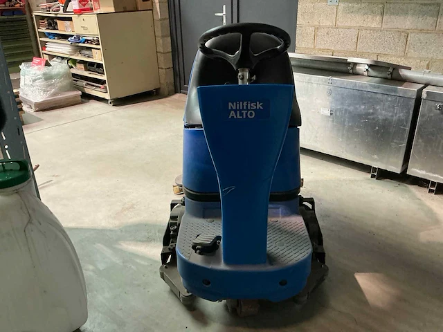 Nilfisk schrobzuigmachine r471c reiniging overig - afbeelding 10 van  17
