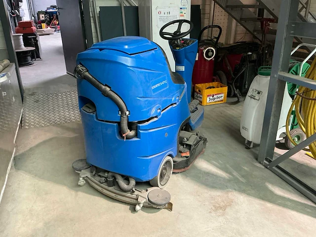 Nilfisk schrobzuigmachine r471c reiniging overig - afbeelding 13 van  17