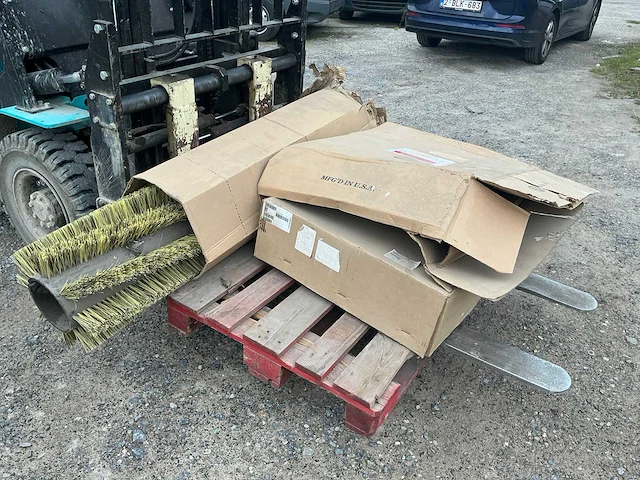 Nilfisk sw8000 zelfrijdende veegmachine - afbeelding 16 van  30