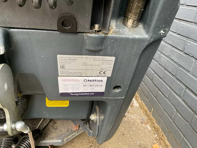 Nilkfisk ba 651 veegmachine - afbeelding 5 van  9