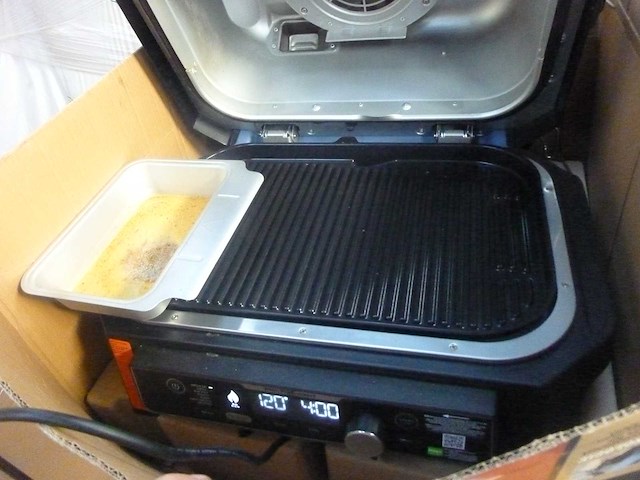 Ninja woodfire pro connect xl elektrische bbq grill & roker - afbeelding 8 van  10