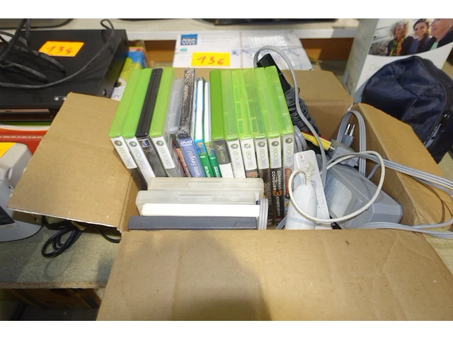 Nintendo spelconsole + 3 spellen - afbeelding 2 van  2