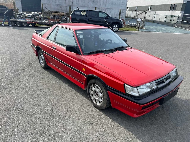 Nissan - 1990 - sunny - oltimer - personenauto - afbeelding 18 van  20