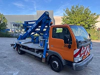 Nissan - 20-12-2006 - cabstar - hoogtewerker - personenauto - afbeelding 19 van  57