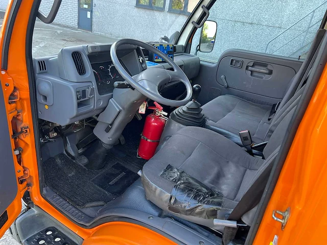 Nissan - 20-12-2006 - cabstar - hoogtewerker - personenauto - afbeelding 40 van  57