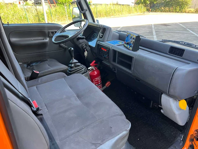 Nissan - 20-12-2006 - cabstar - hoogtewerker - personenauto - afbeelding 42 van  57