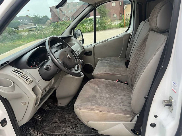 Nissan - 2014 - primastar - bestelwagen - personenauto - afbeelding 3 van  13