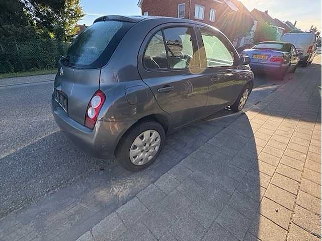 Nissan - micra - car - 2003 - afbeelding 9 van  13