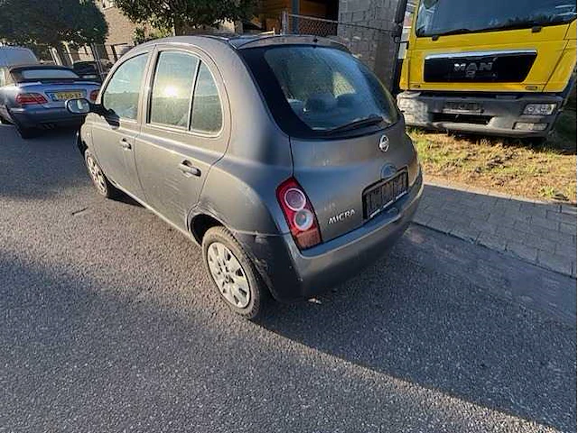 Nissan - micra - car - 2003 - afbeelding 10 van  13