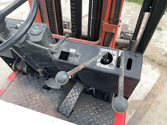 Nissan 13u vorkheftruck - afbeelding 9 van  18
