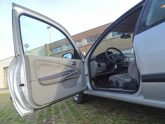 Nissan almera 1.5 - afbeelding 22 van  46