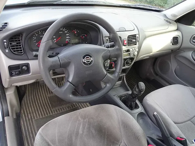 Nissan almera 1.5 - afbeelding 24 van  46