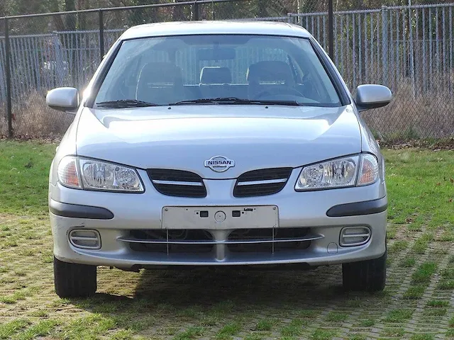 Nissan almera 1.5 - afbeelding 43 van  46