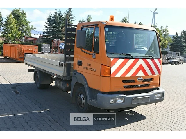 Nissan atleon lichte vrachtwagen - afbeelding 1 van  20