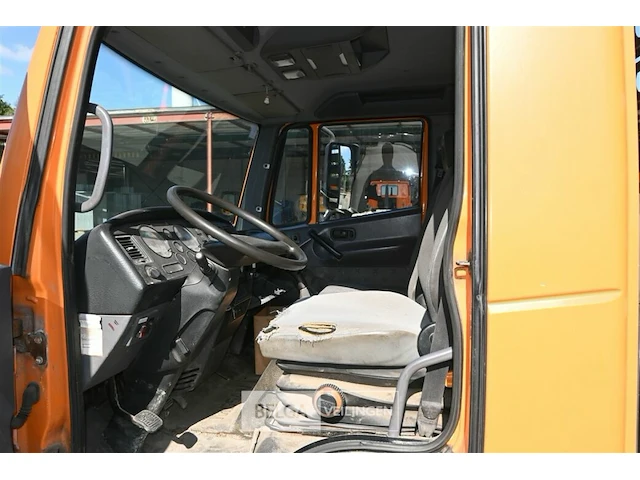 Nissan atleon lichte vrachtwagen - afbeelding 16 van  20
