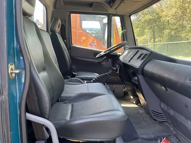 Nissan atleon vrachtwagen - afbeelding 2 van  16