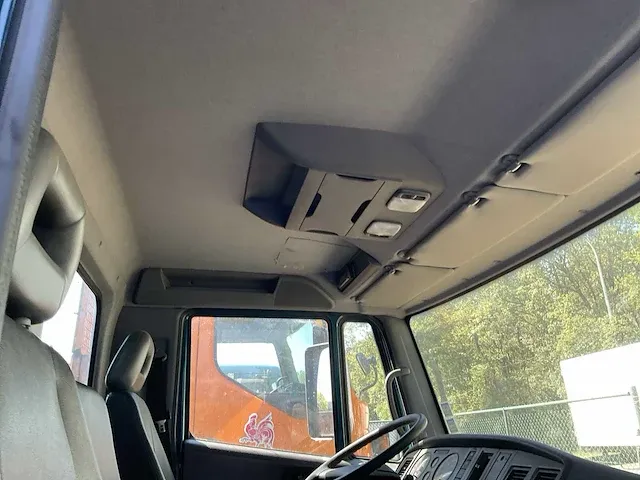 Nissan atleon vrachtwagen - afbeelding 7 van  16