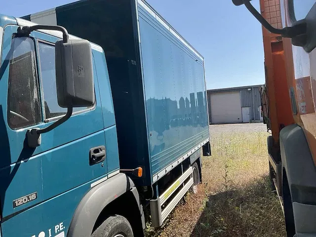 Nissan atleon vrachtwagen - afbeelding 10 van  16
