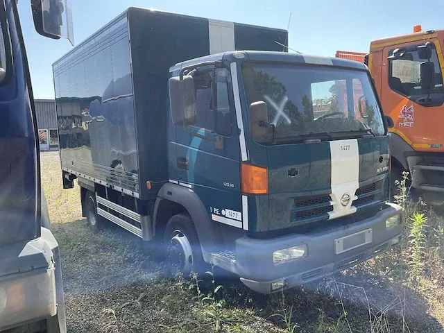 Nissan atleon vrachtwagen - afbeelding 11 van  16