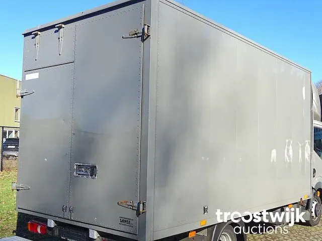 Nissan cabstar 3.0 turbodiesel - afbeelding 7 van  47