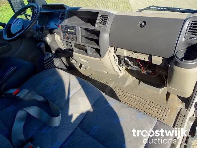 Nissan cabstar 3.0 turbodiesel - afbeelding 15 van  47