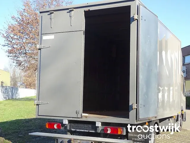 Nissan cabstar 3.0 turbodiesel - afbeelding 18 van  47