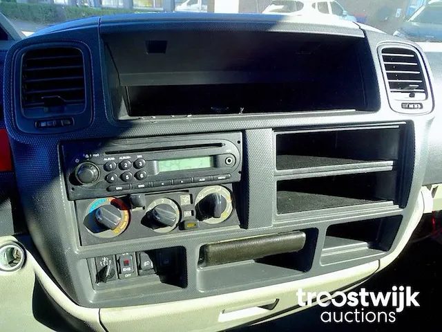 Nissan cabstar 3.0 turbodiesel - afbeelding 27 van  47