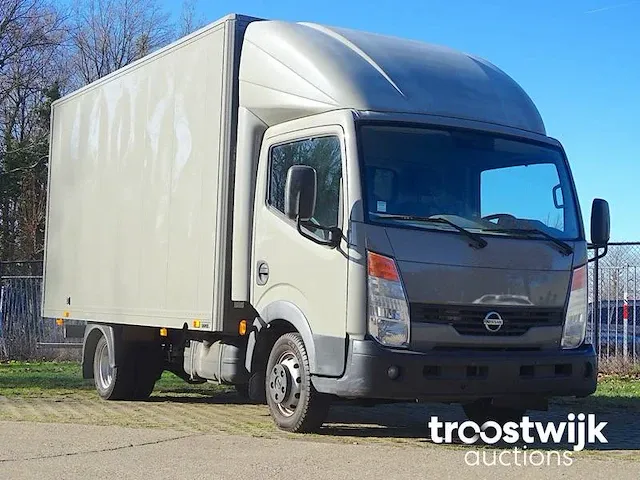 Nissan cabstar 3.0 turbodiesel - afbeelding 43 van  47