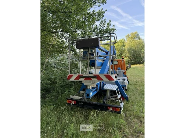 Nissan cabstar lichte vrachtwagen, met hoogtewerker - afbeelding 5 van  19