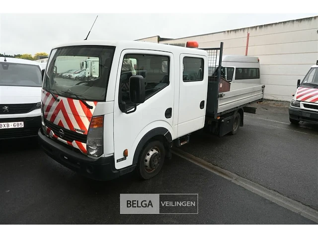 Nissan cabstar lichte vrachtwagen - afbeelding 1 van  24