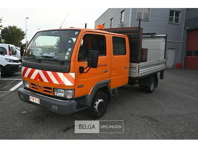 Nissan cabstar lichte vrachtwagen - afbeelding 1 van  22