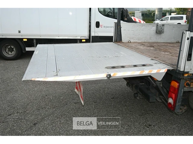 Nissan cabstar lichte vrachtwagen - afbeelding 16 van  22