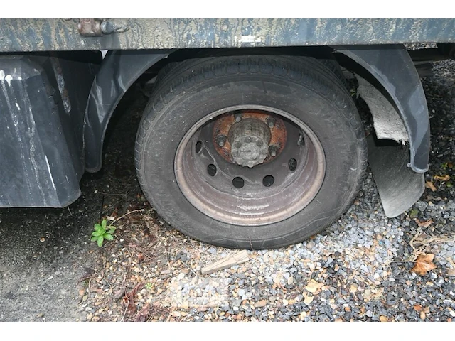 Nissan cabstar met maxilift laadkraan - afbeelding 17 van  22