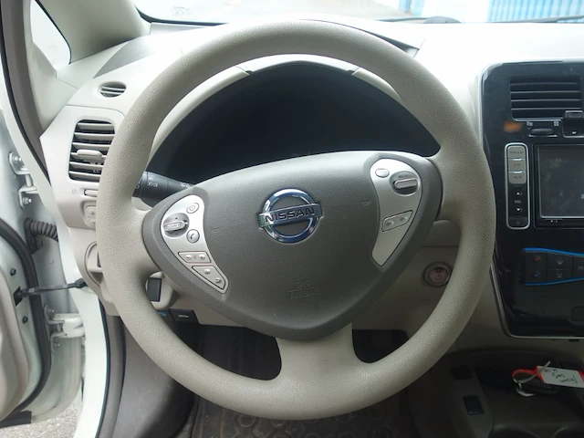 Nissan leaf - afbeelding 2 van  15