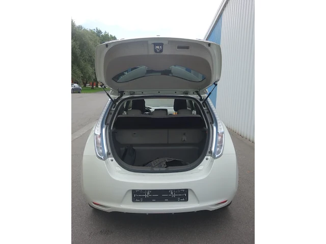 Nissan leaf - afbeelding 12 van  15