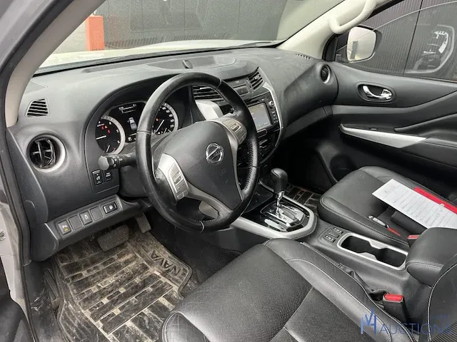 Nissan navara - 2018 - afbeelding 11 van  13