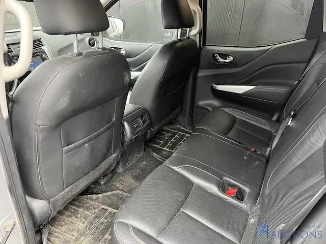 Nissan navara - 2018 - afbeelding 12 van  13