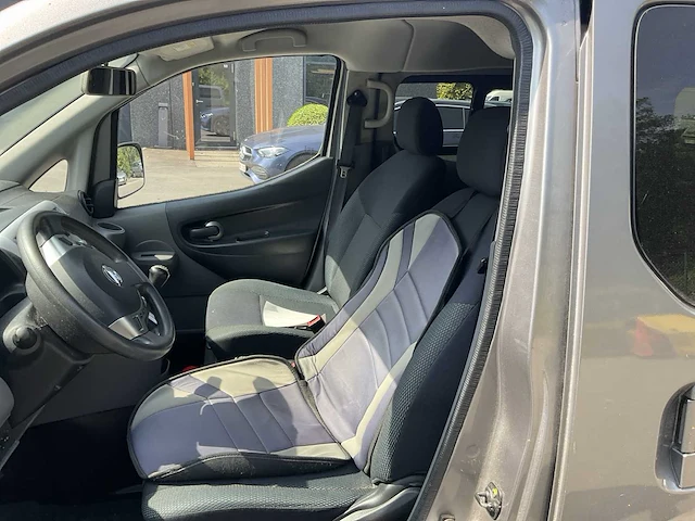 Nissan nv200 personenauto - afbeelding 11 van  12
