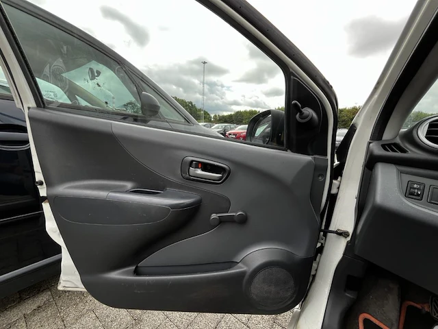 Nissan pixo, 2012 - afbeelding 6 van  26
