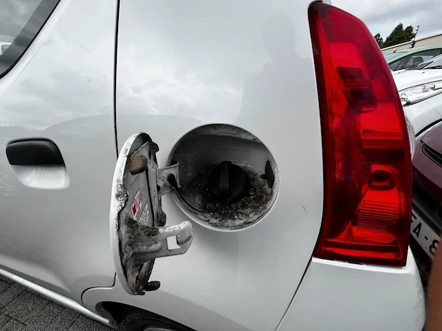 Nissan pixo, 2012 - afbeelding 11 van  26