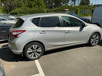 Nissan pulsar personenauto - afbeelding 8 van  12