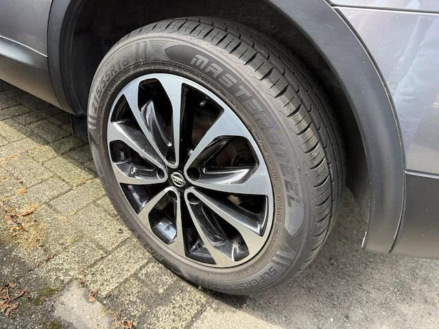 Nissan qashqai 1.5 dci 2wd urban edition+18'' dpf 110, 2013 - afbeelding 11 van  25