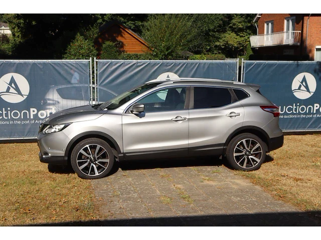 Nissan qashqai benzine 2015 - afbeelding 1 van  1