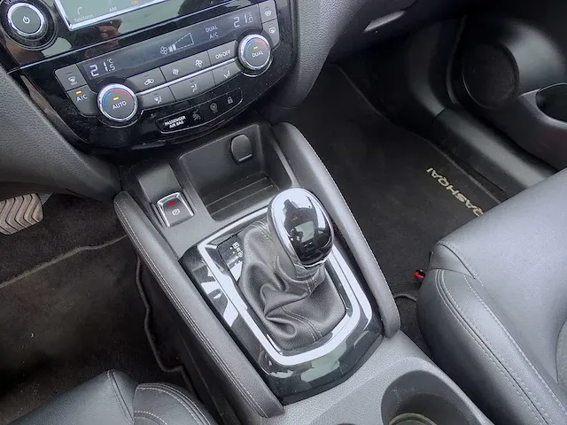 Nissan qashqai dig-t automatic - afbeelding 28 van  53