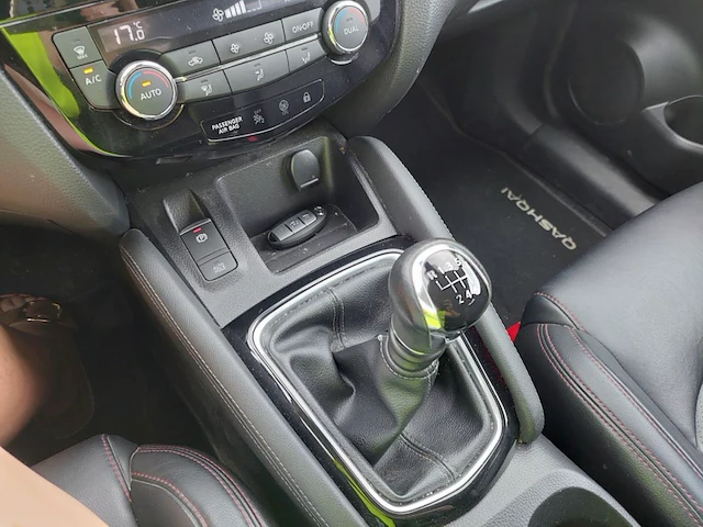 Nissan qashqai qashqai 1.5 dci n-connecta 115, 2019 - afbeelding 15 van  33