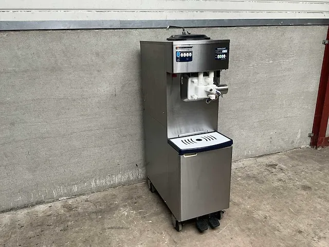 Nissei na 3344 ijsmachine - afbeelding 1 van  9